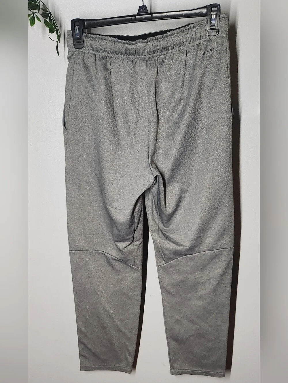 Nike Dri-FIT Athletic Straight Leg Pants Gray Mens Medium